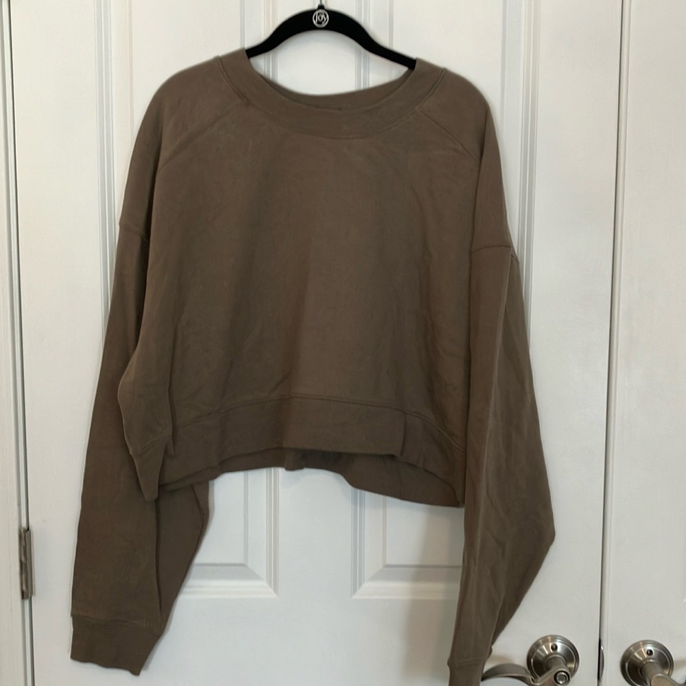 NUUDS Cropped Sweatshirt